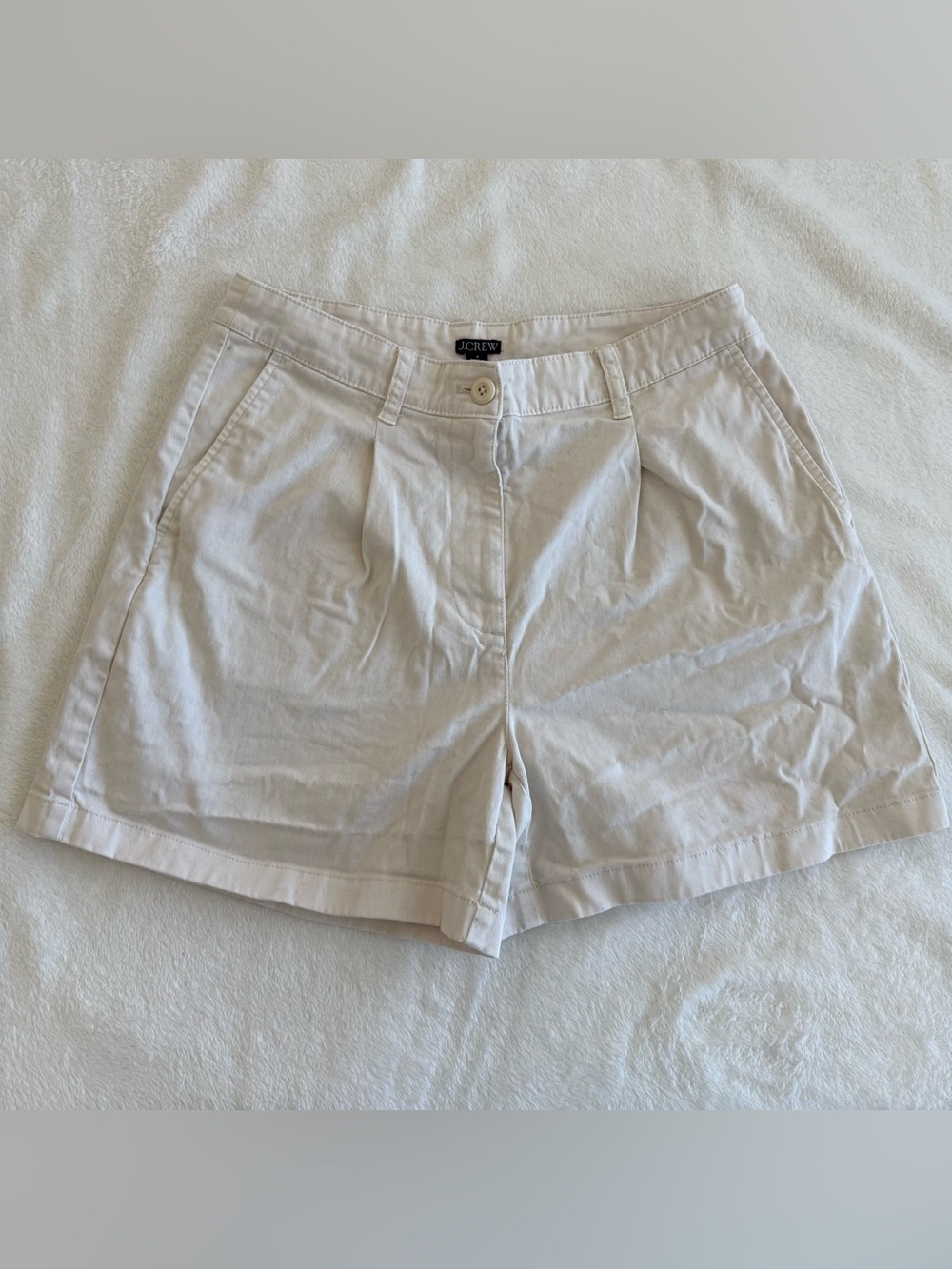 J. Crew Womens Sz 6 Cream Pleated Casual Shorts Summer Cruise Golf Vacation Trip